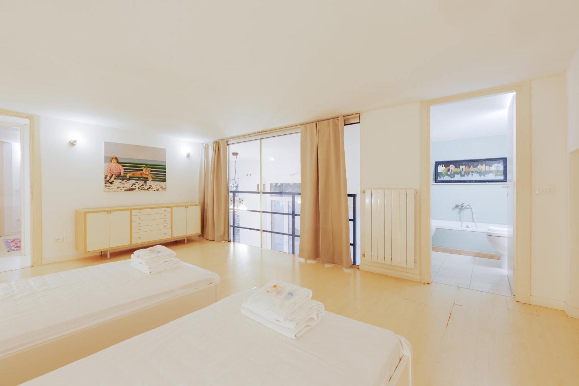 Sant'Agostino - Charming Retreat 210M From M2 Lejlighed Milano Eksteriør billede